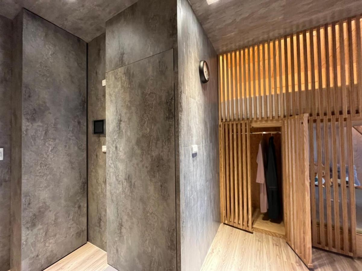 شقة Toucheng Happyhouse頭城黑皮家 附早餐 المظهر الخارجي الصورة