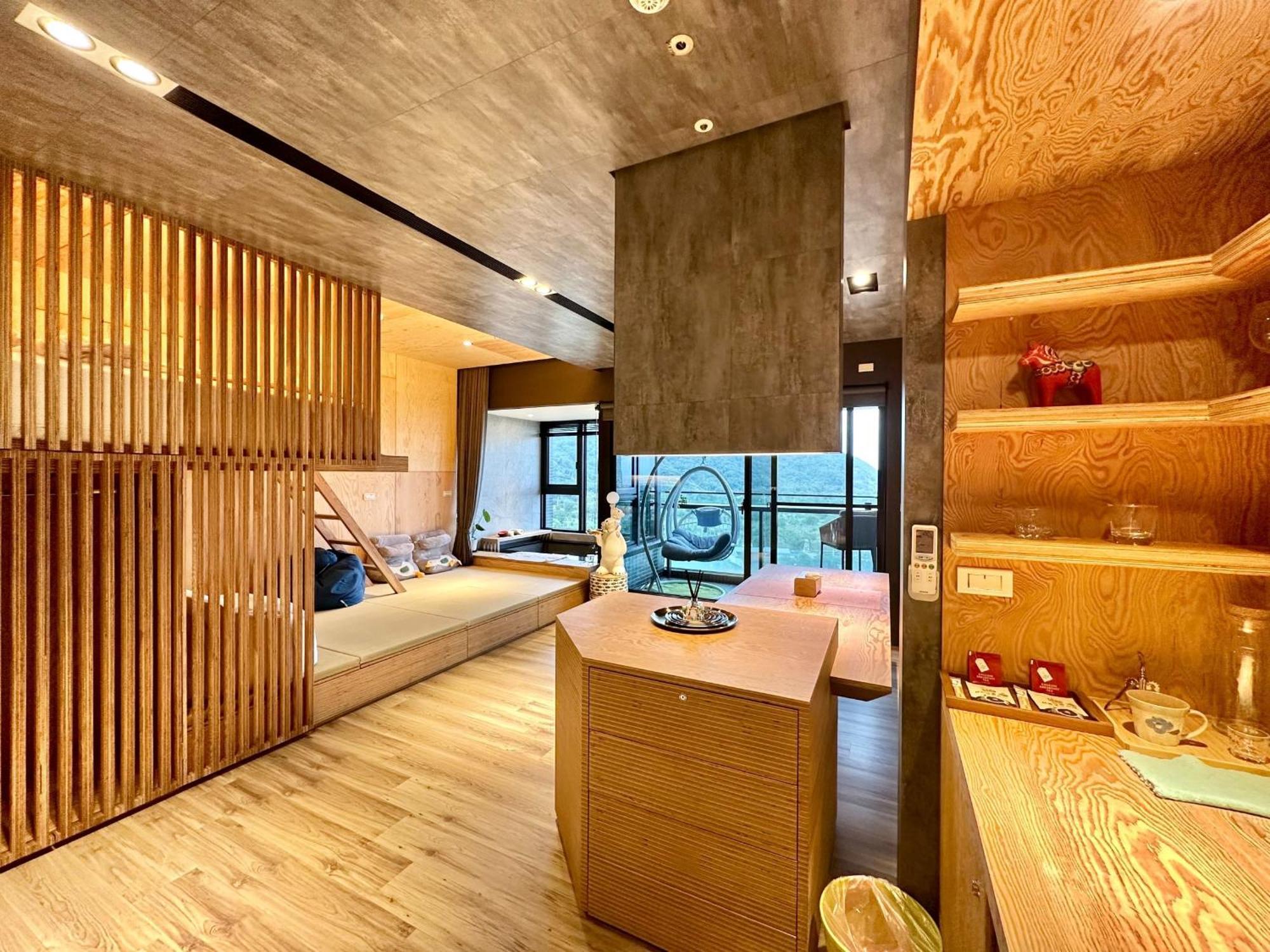 شقة Toucheng Happyhouse頭城黑皮家 附早餐 المظهر الخارجي الصورة